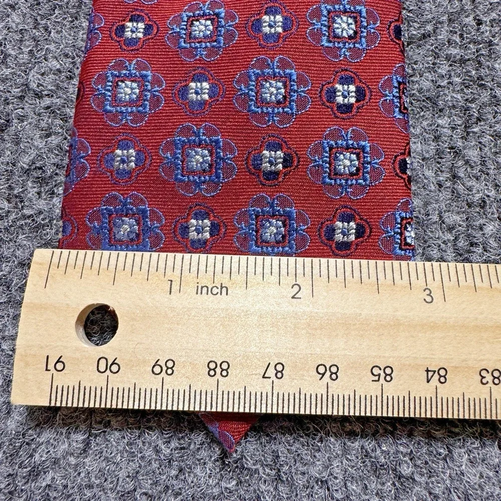 Jos. A. Bank Tie Mens OS Red Blue Geometric Medallion 1905 Collection Preppy Ivy